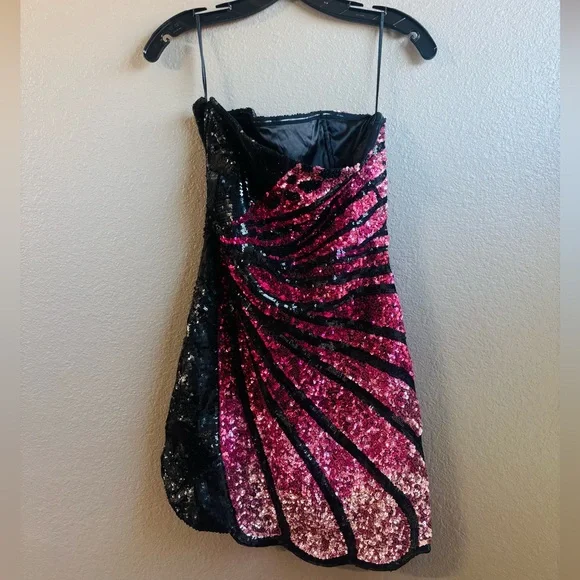 Retrofete Black and Pink Strapless Sequin Dress - Picture 3 of 6